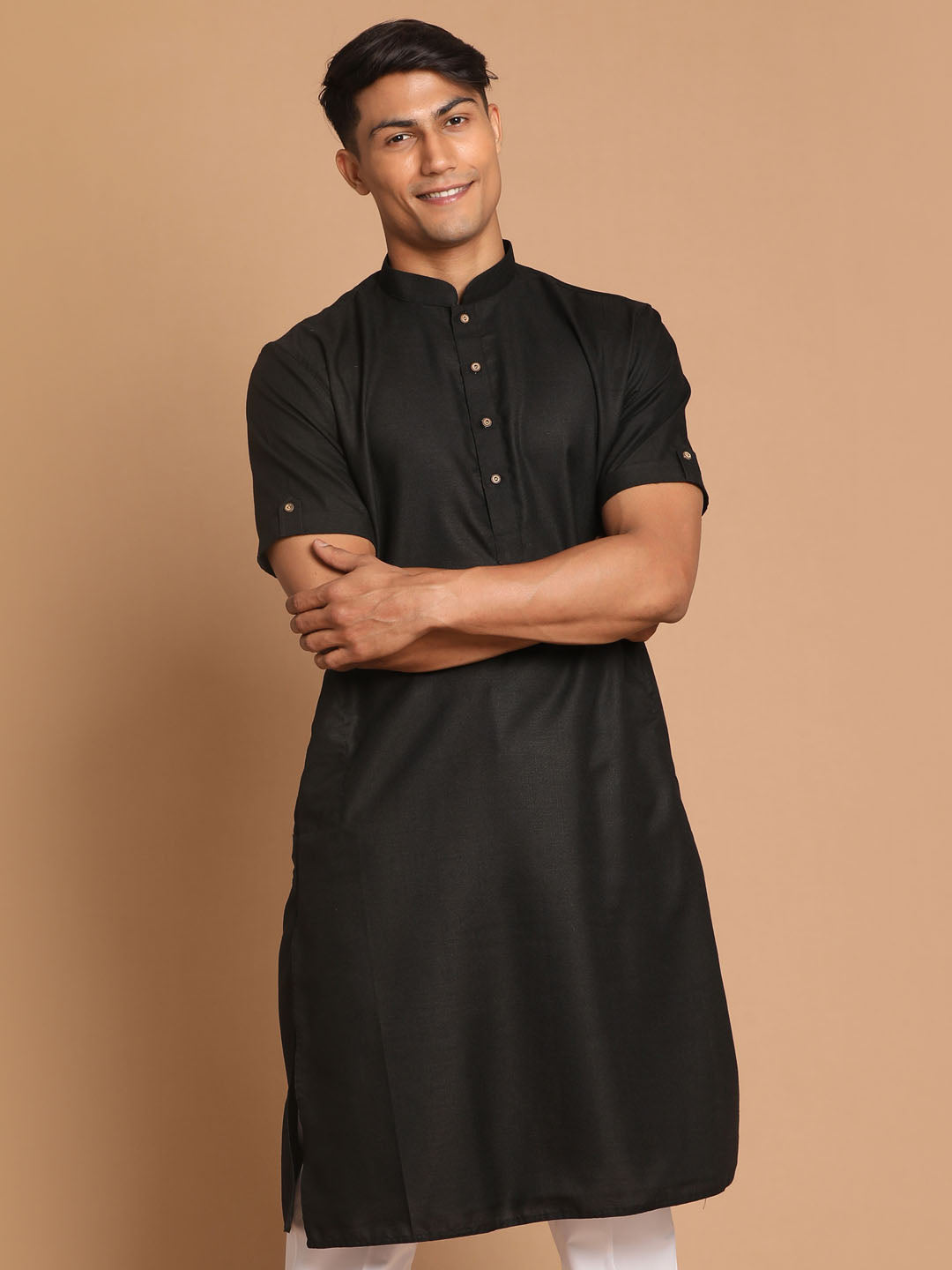 Vastramay Men's Black Solid Kurta