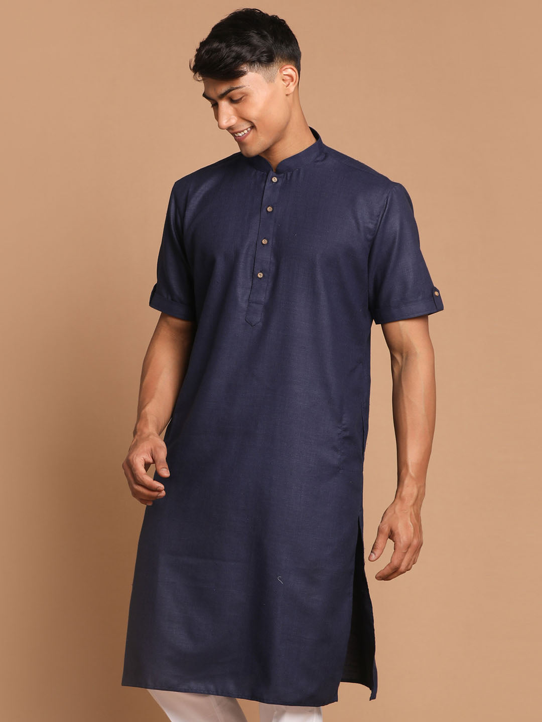 Vastramay Men's Navy Blue  Solid Kurta