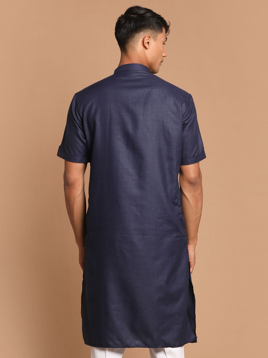 Vastramay Men's Navy Blue  Solid Kurta