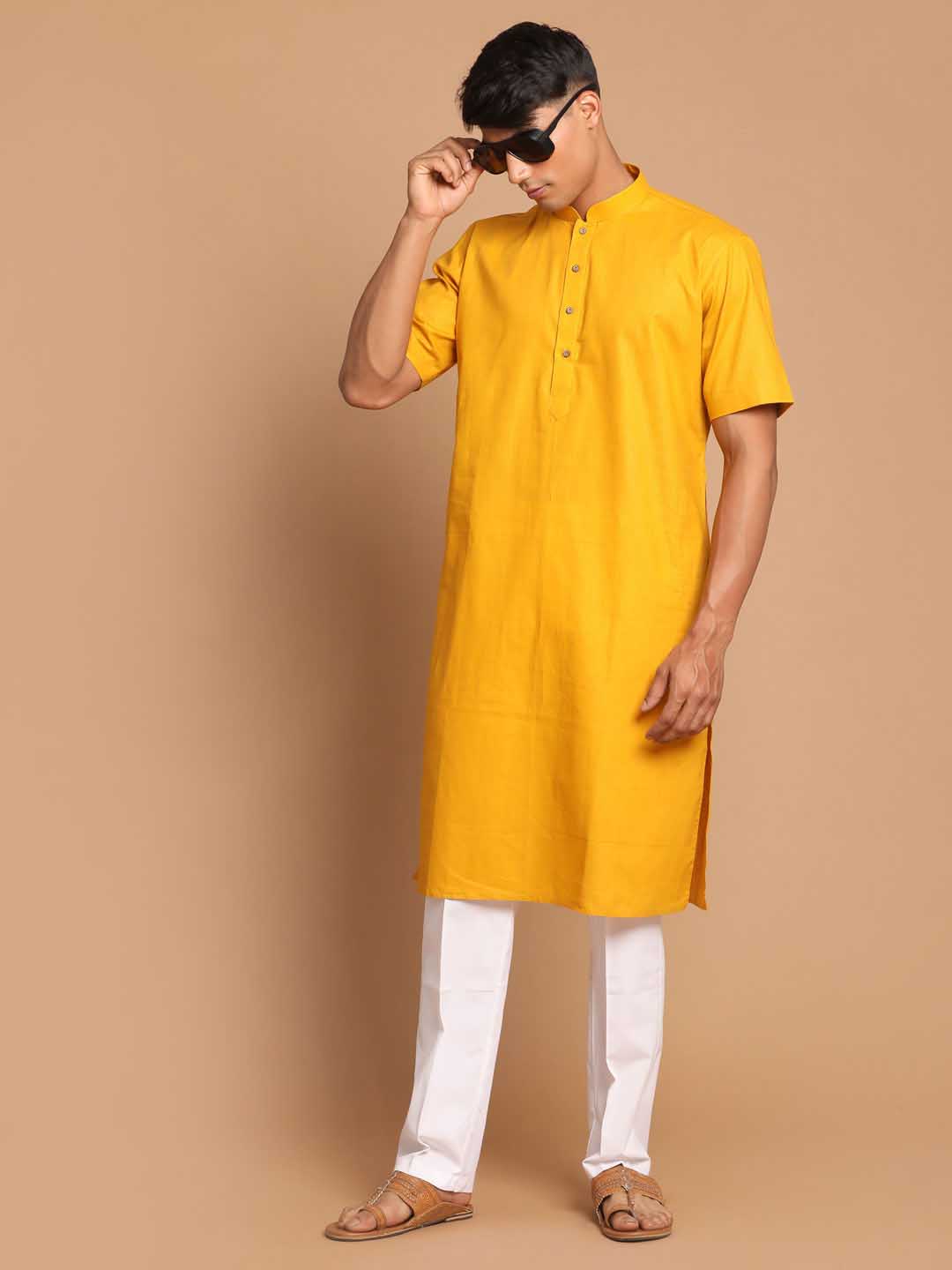 Vastramay Men's Mustard Solid Kurta