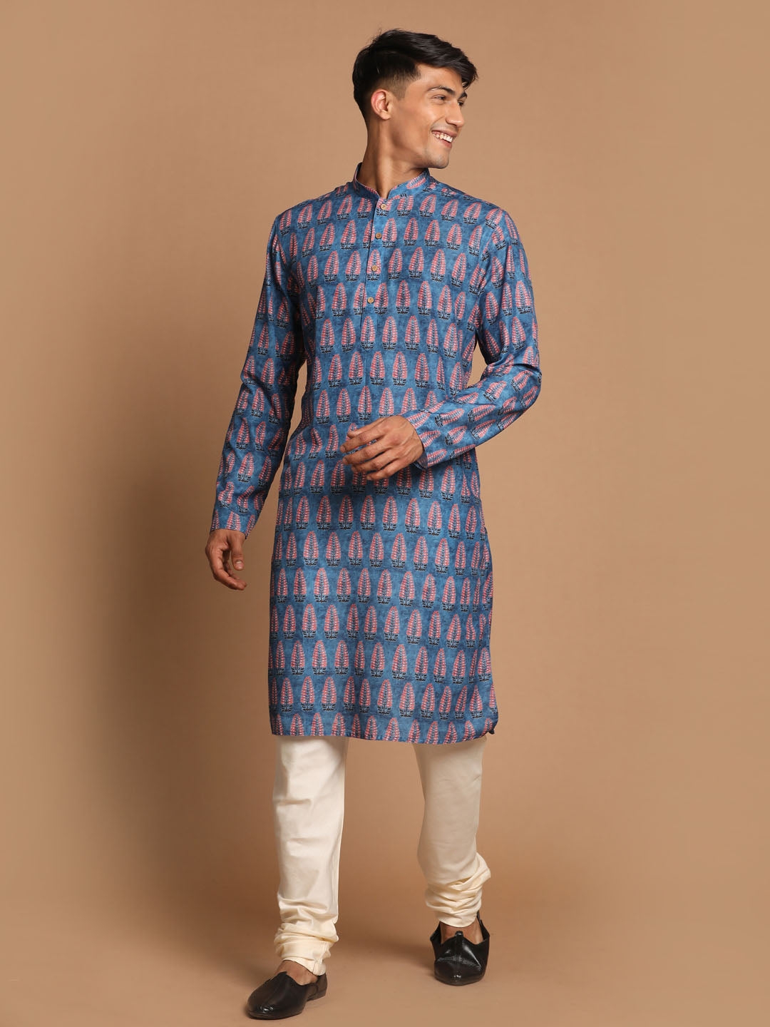 Vastramay Men's Blue Ethnic Kurta with Cream Pyjama Set