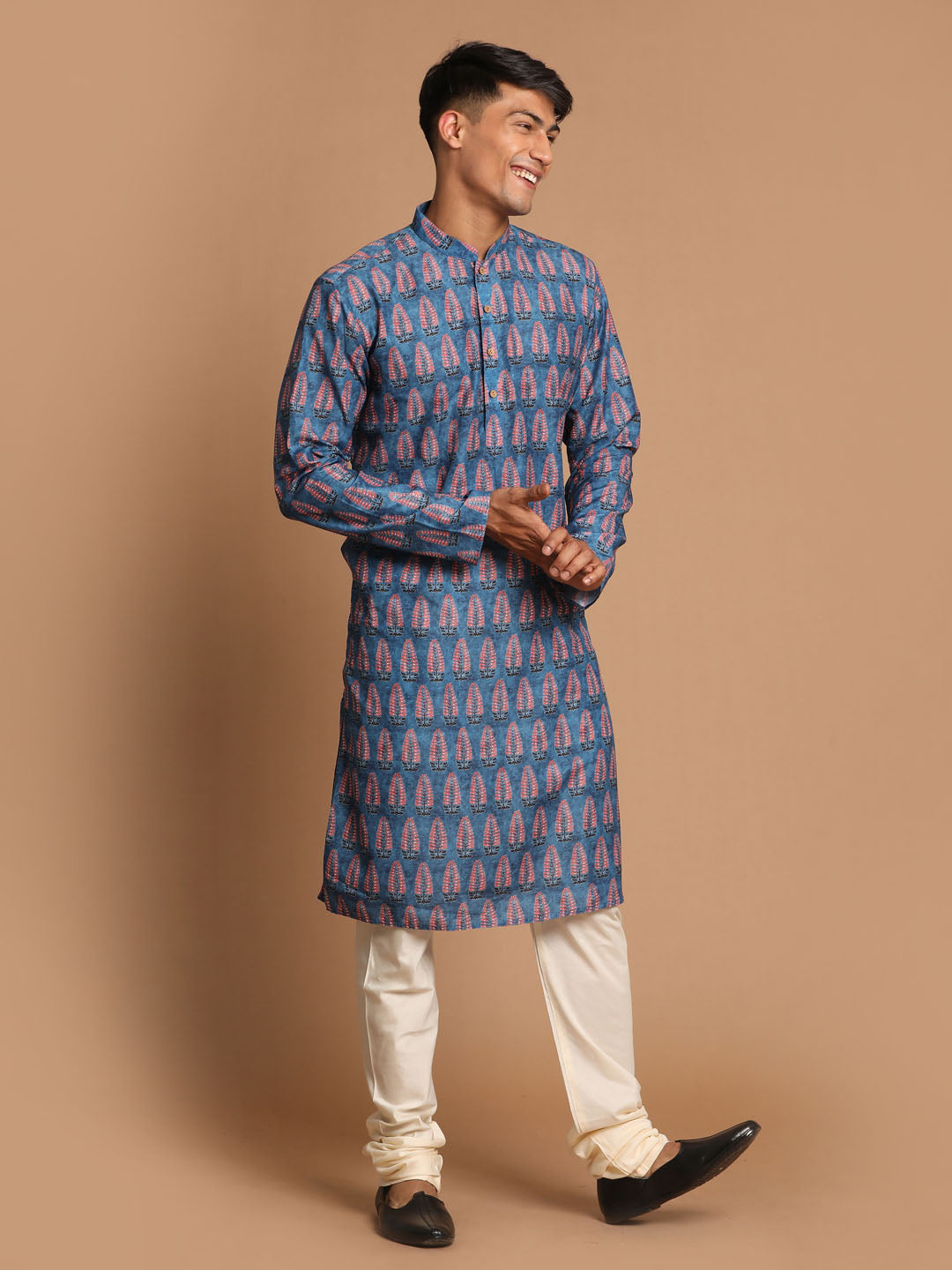 Vastramay Men's Blue Ethnic Kurta with Cream Pyjama Set