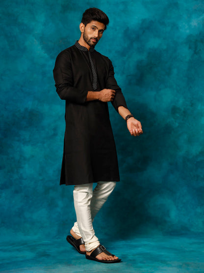 VASTRAMAY Men's Black And Cream Cotton Blend Kurta Pyjama Set