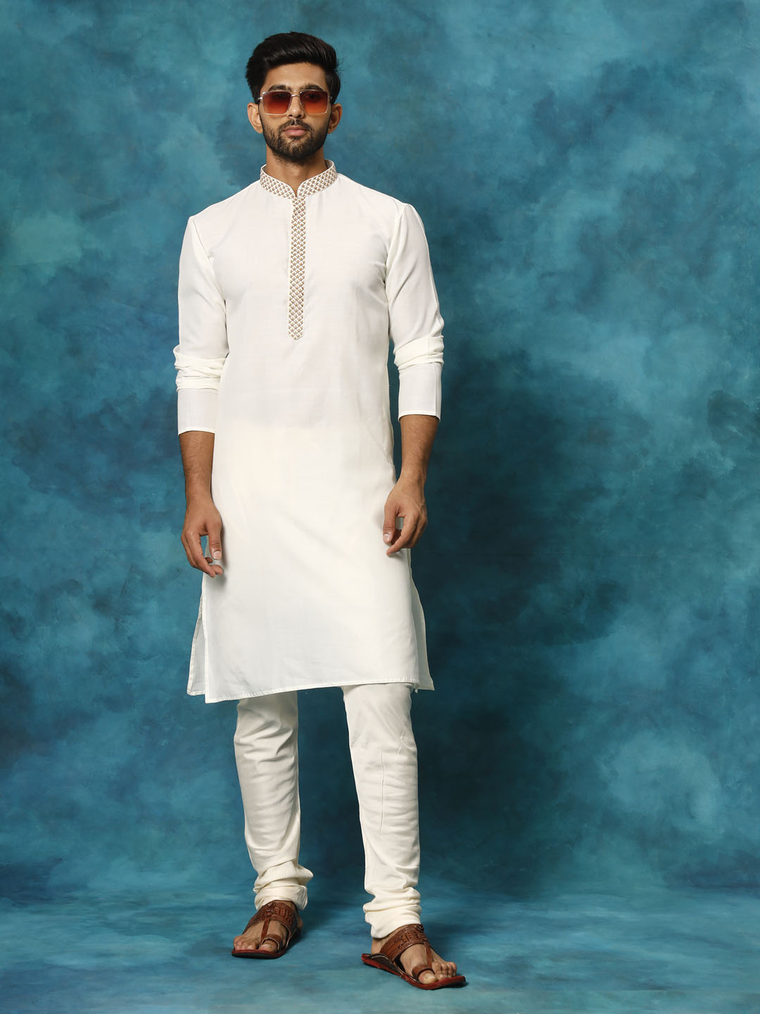 VASTRAMAY Men's Cream Cotton Blend Kurta Pyjama Set