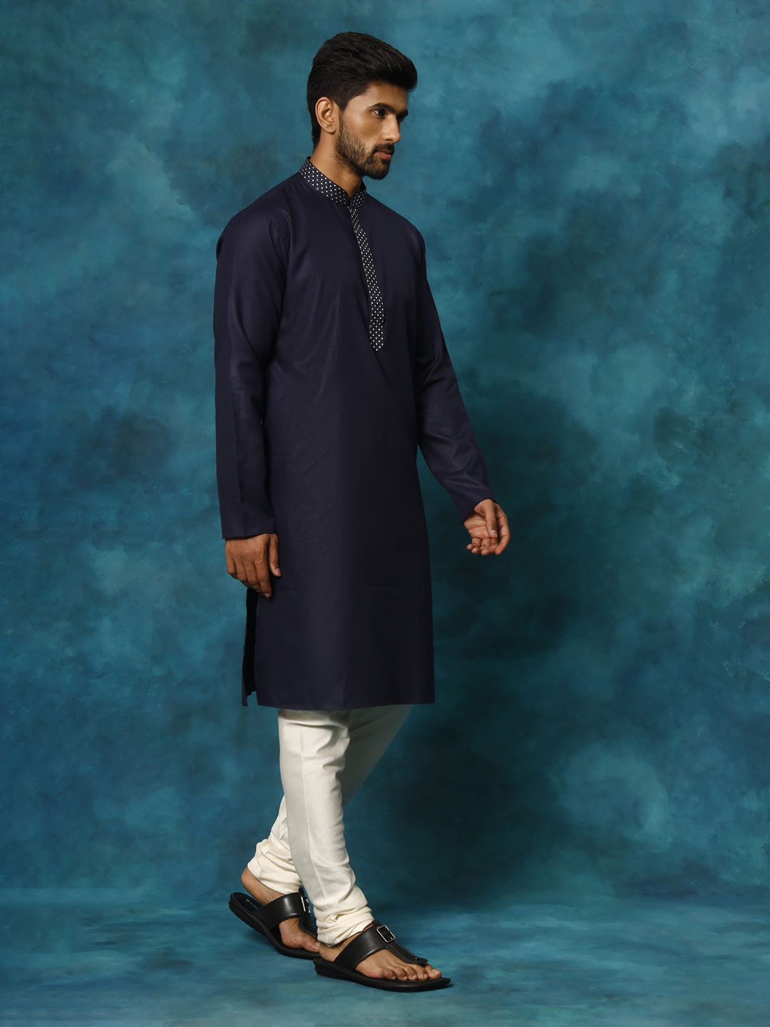 VASTRAMAY Men's Navy Blue And Cream Cotton Blend Kurta Pyjama Set