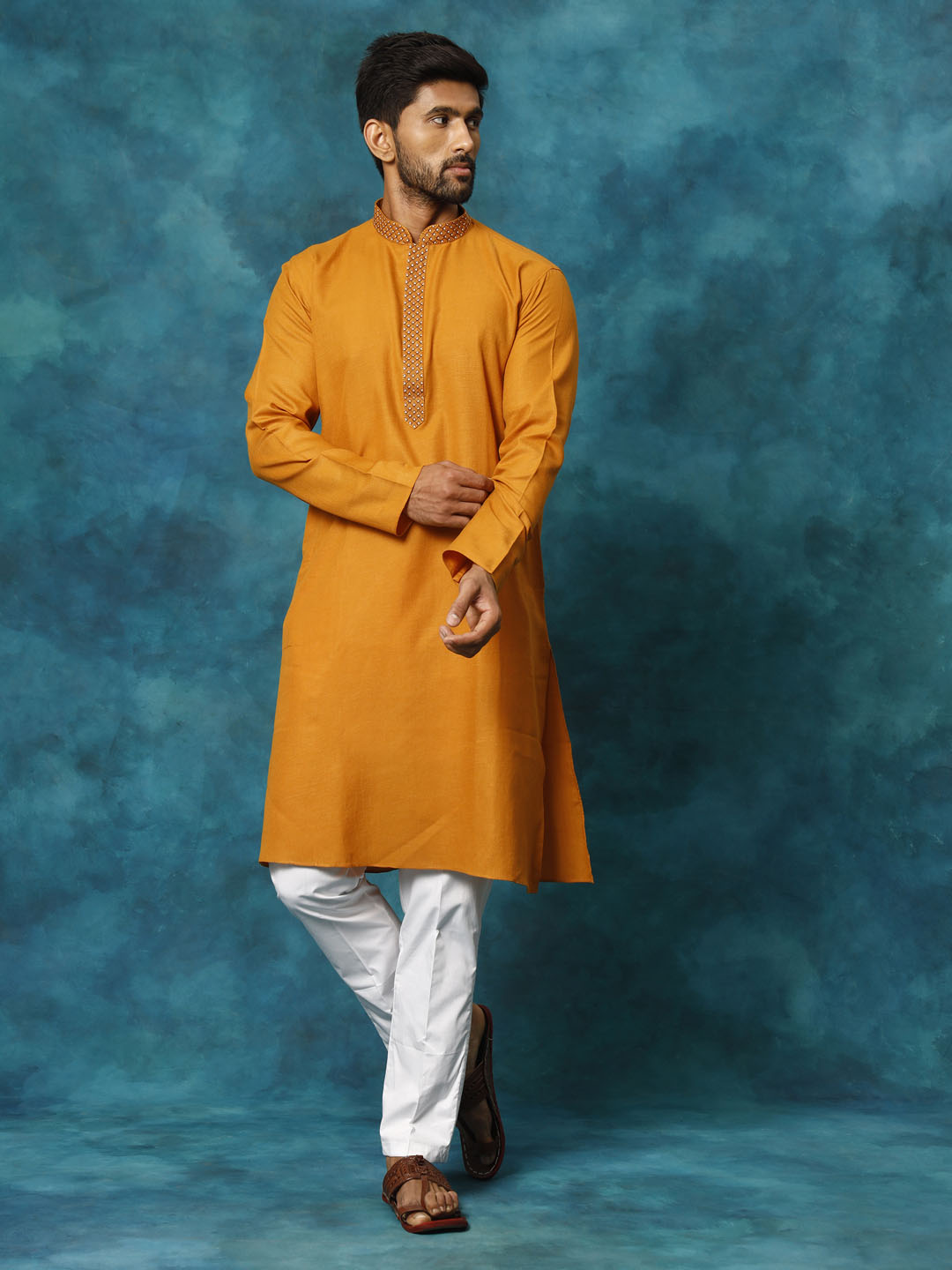 VASTRAMAY Men's Rust Cotton Blend Ethnic Kurta