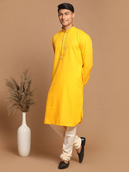 Vastramay Men's Yellow Cotton Blend Kurta