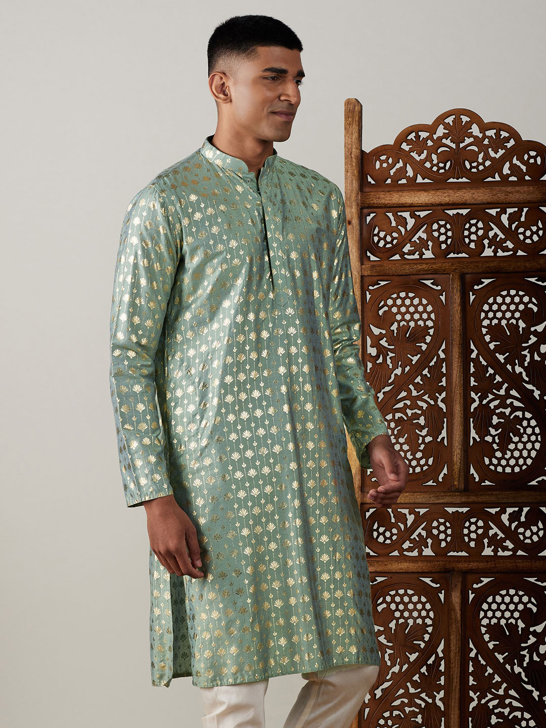 Vastramay mens light green foil printed kurta