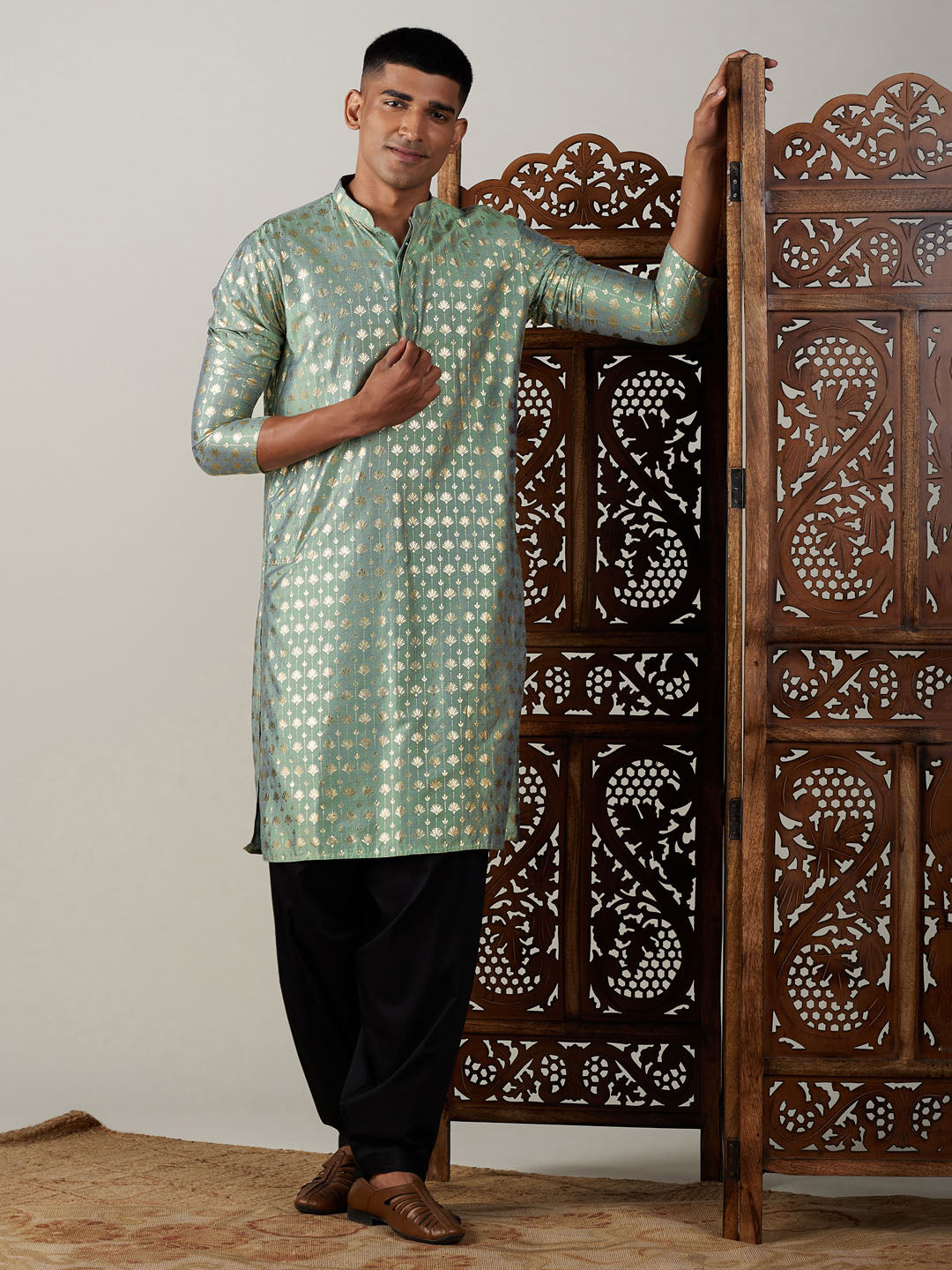 Vastramay mens light green foil printed kurta with black patiala set