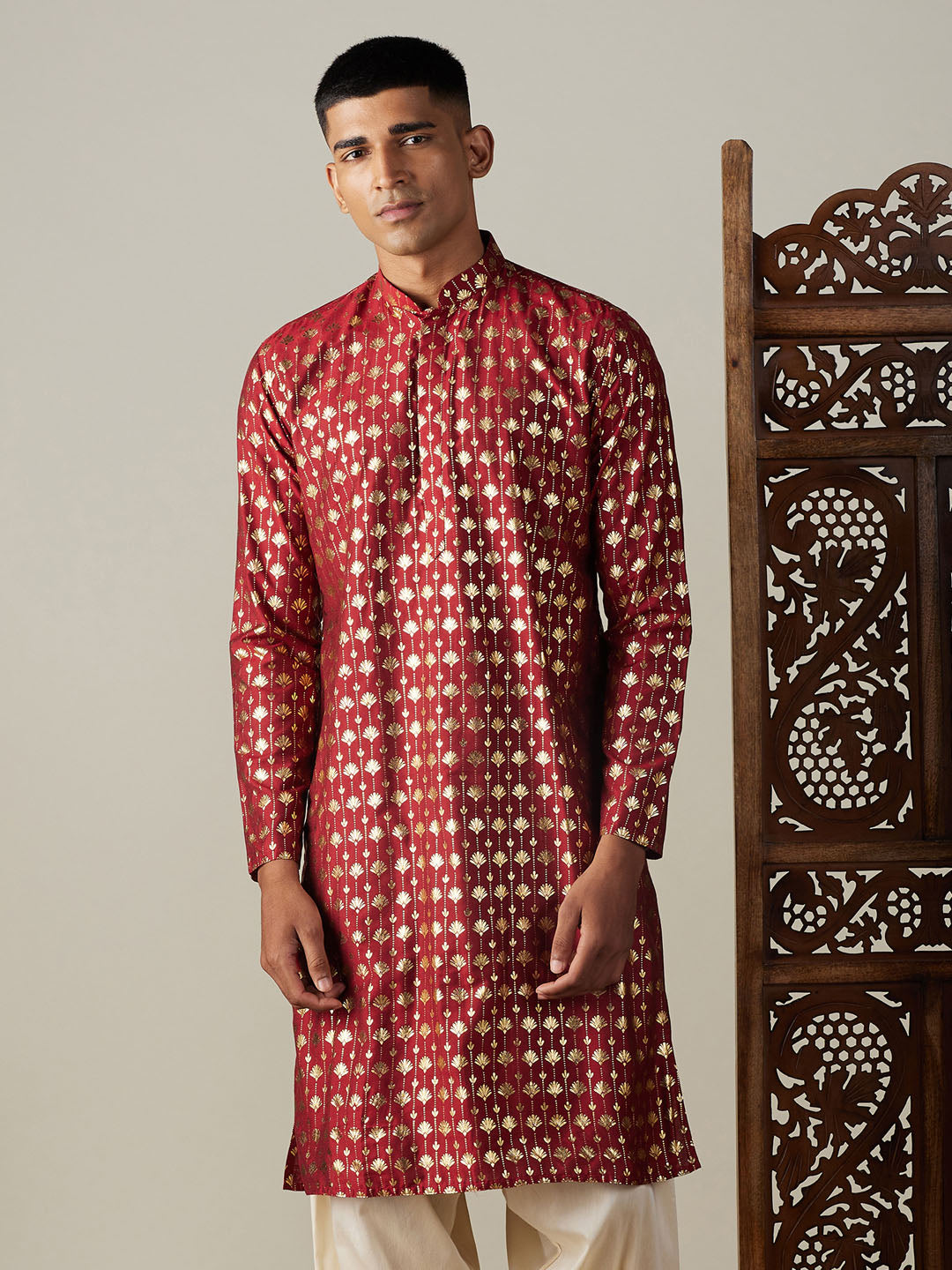 Vastramay mens maroon foil printed kurta