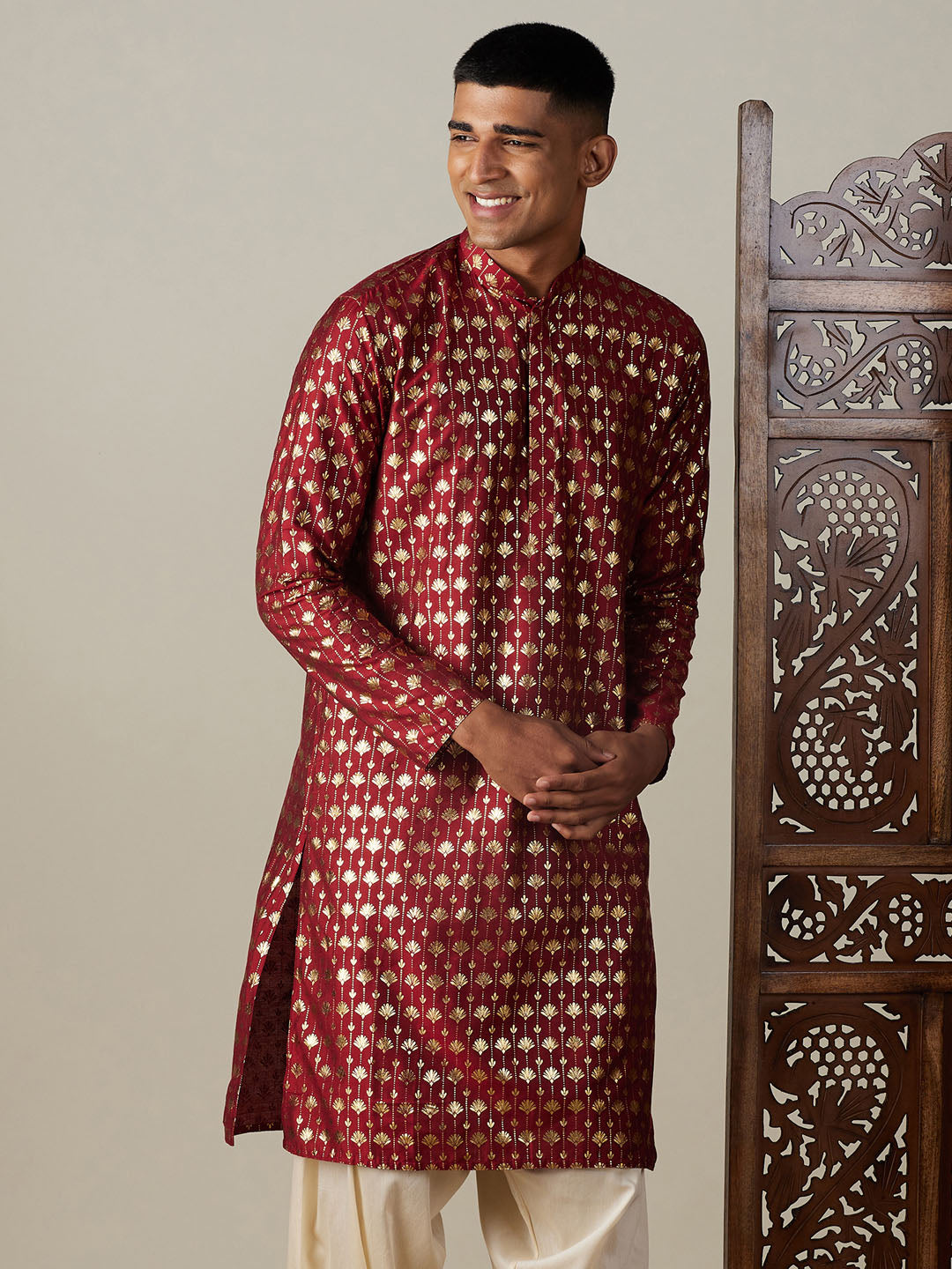 Vastramay mens maroon foil printed kurta