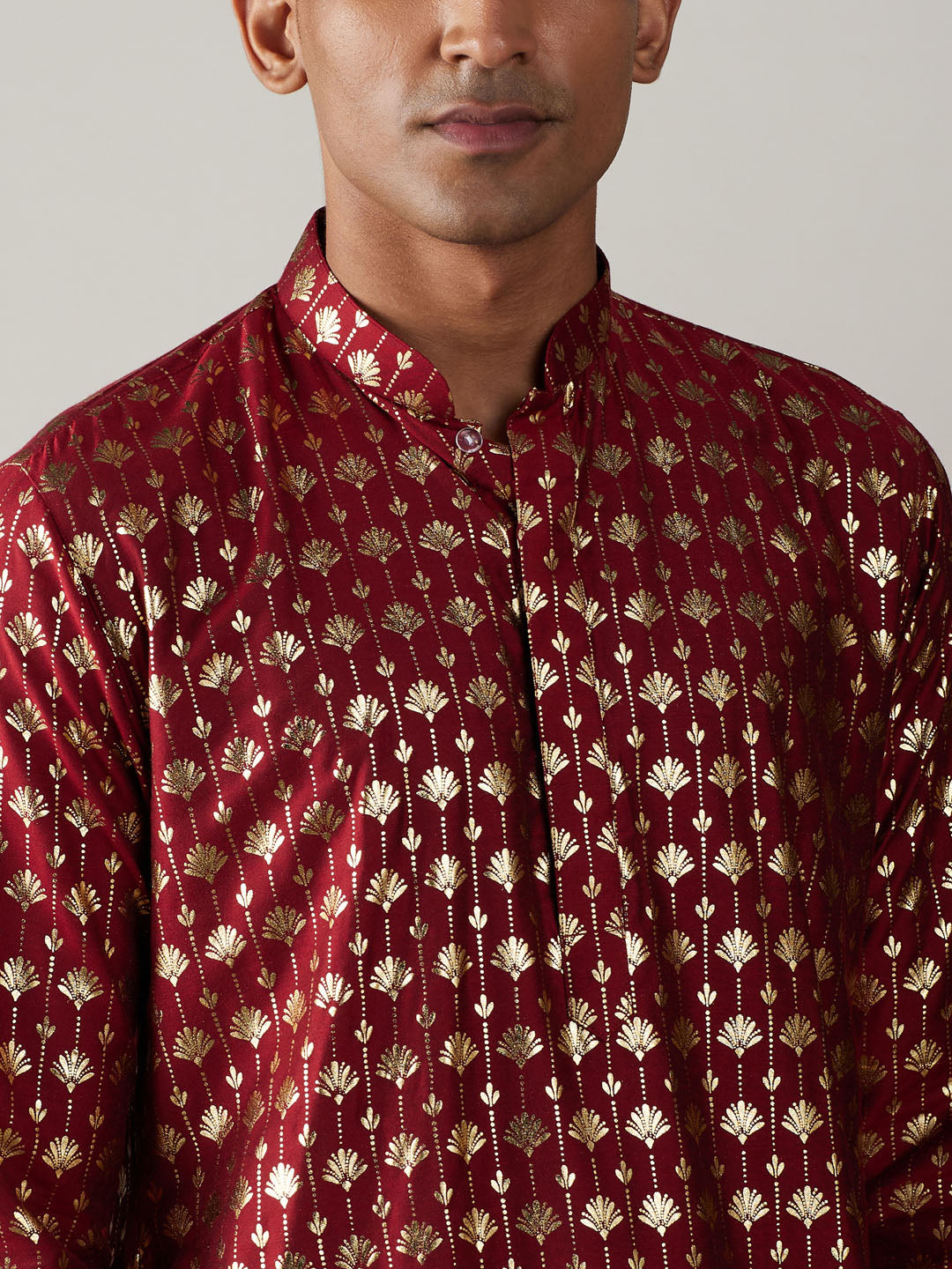 Vastramay mens maroon foil printed kurta with black patiala set