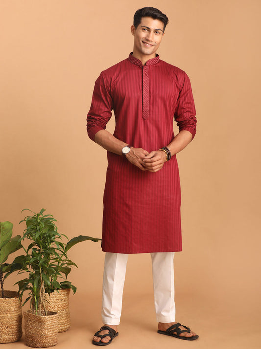 vastramay mens maroon cotton blend solid kurta with white pant set