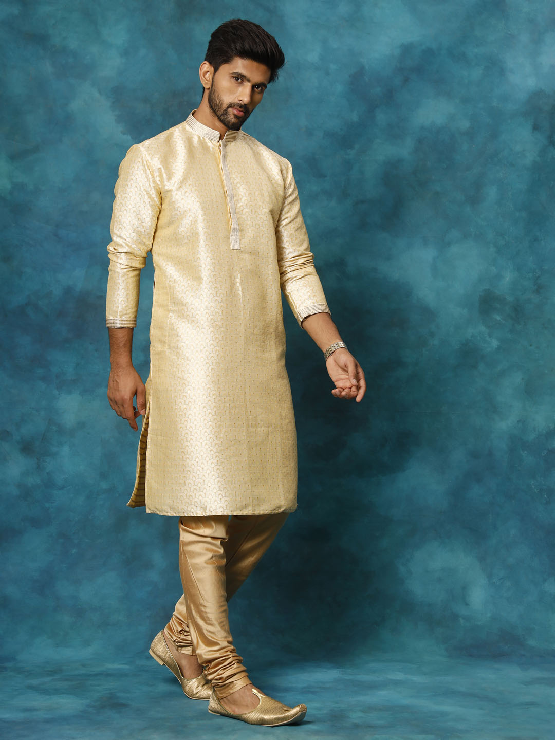 VASTRAMAY Men's Gold jacquard Kurta With Pyjama Set