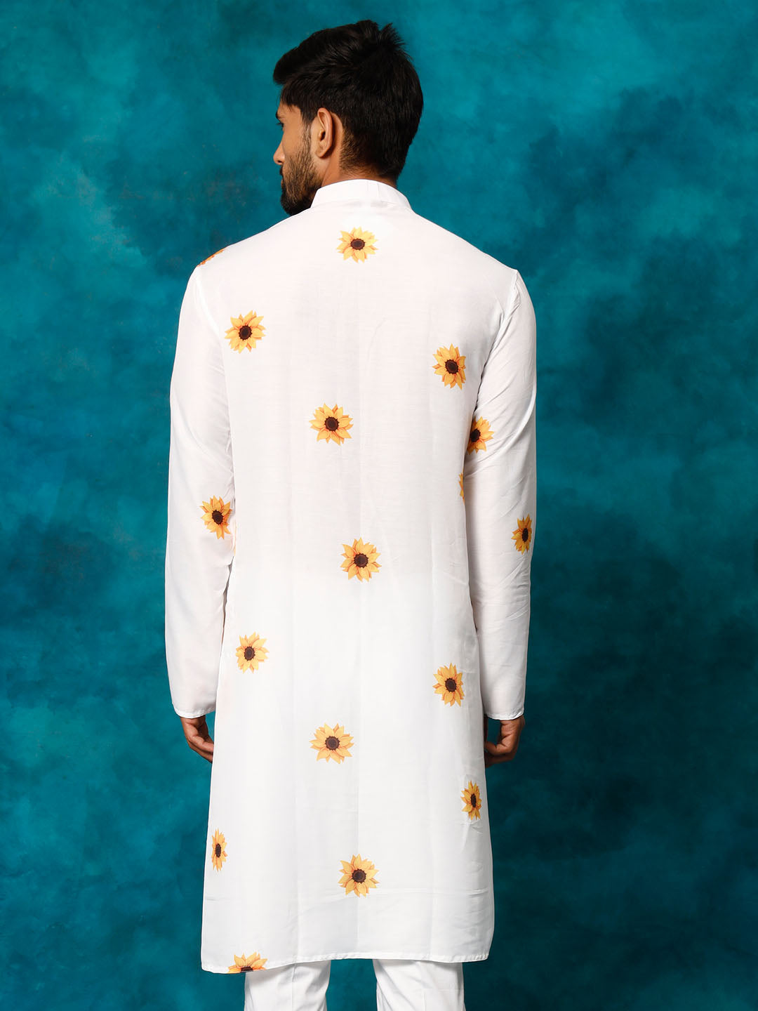 VASTRAMAY Men's White Cotton Blend Sunflower Print Kurta