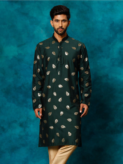 VASTRAMAY Men's Green Leaf Motif Embellished Kurta