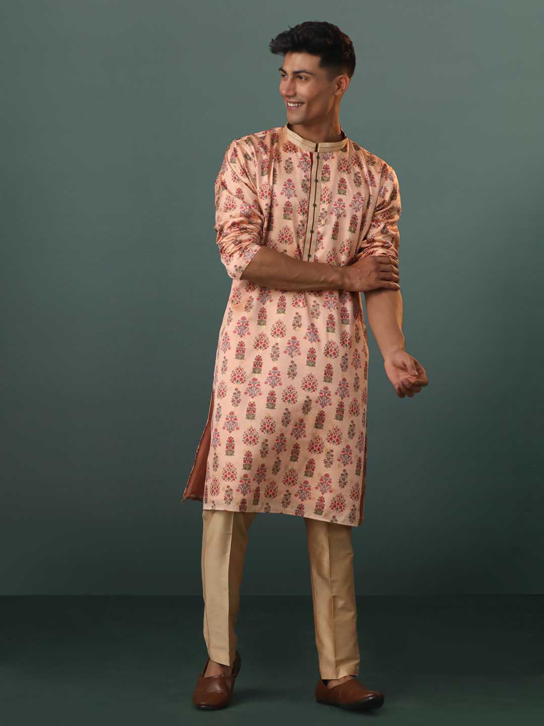 Vastramay  Me's Peach Silk Blend Floral Printed Kurta