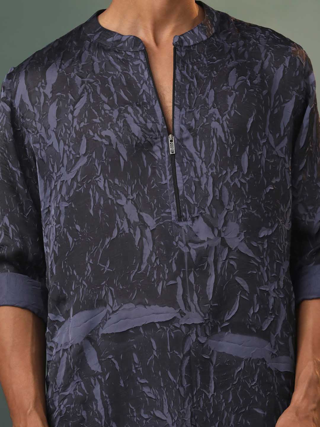 Vastramay Men's Grey And Black Printed Cotton Blend Kurta