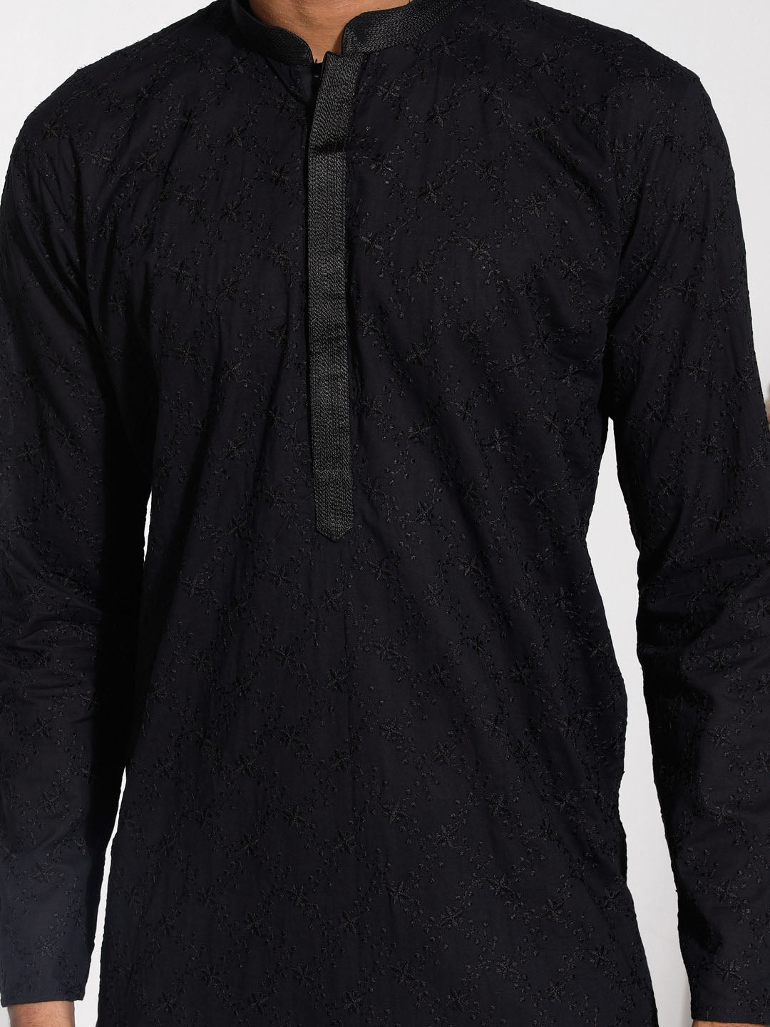 Vastramay Men's Black Cotton Kurta