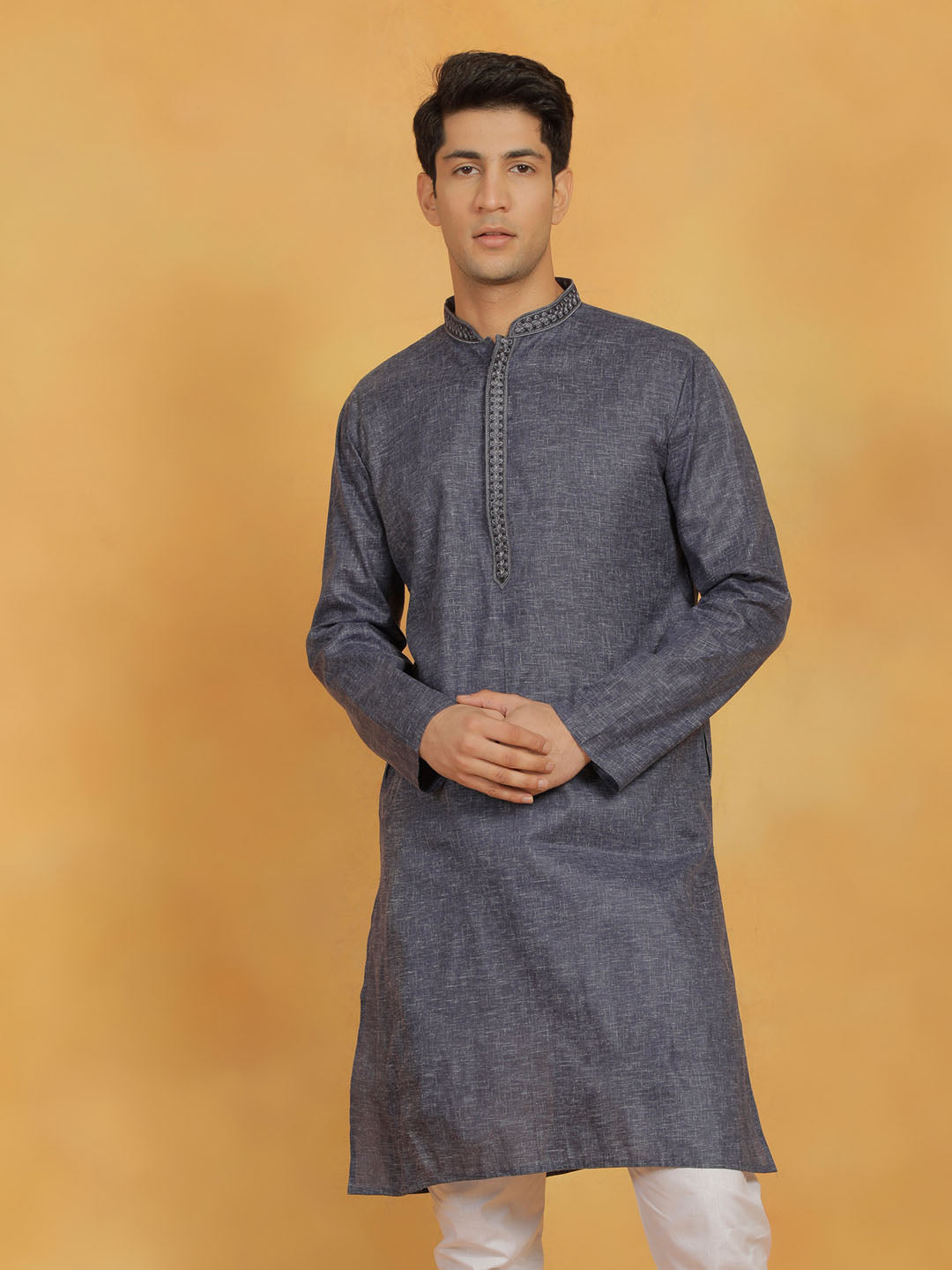 Vastramay Men's Navy Blue Cotton Kurta