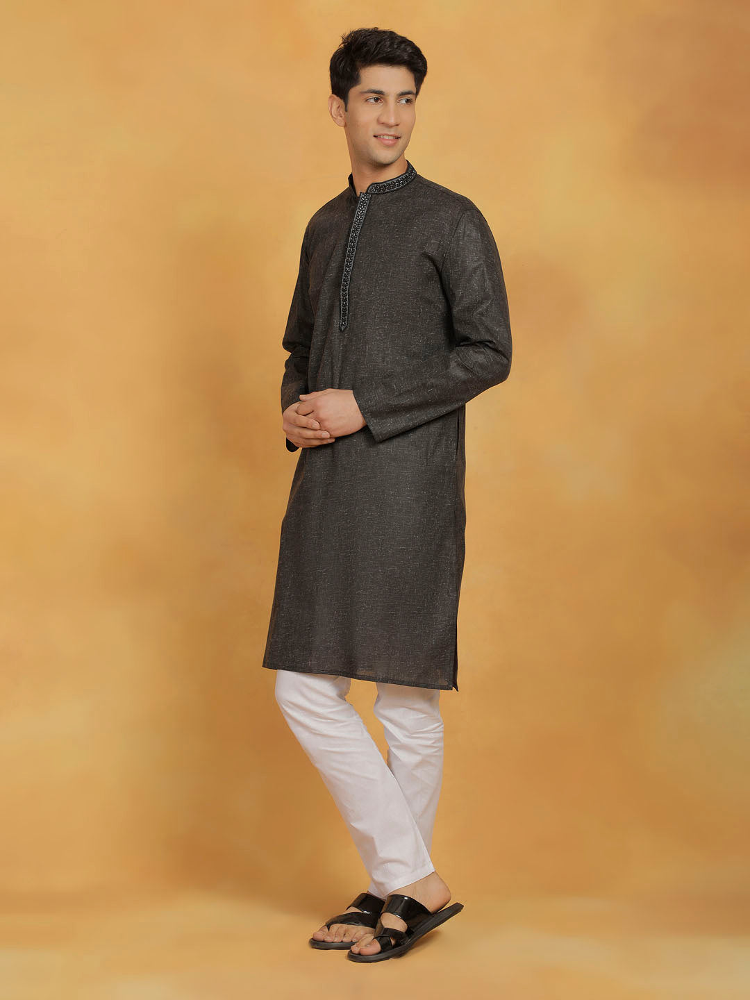 Vastramay Men's Black And white Cotton Kurta Pyjama Set