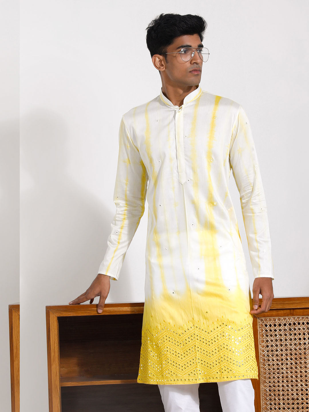 VASTRAMAY Men's Yellow Viscose Kurta