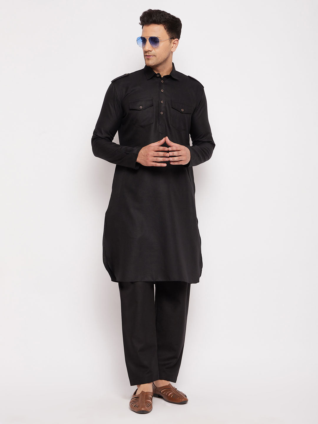 VM BY VASTRAMAY Men's Black Pathani Suit Set