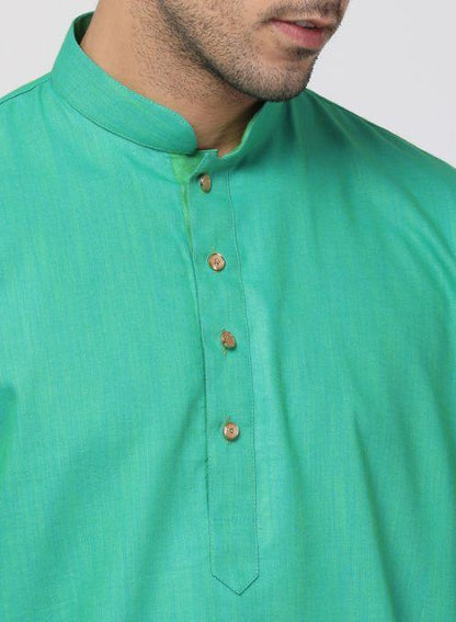 Vastramay Men's Green Cotton Blend Kurta