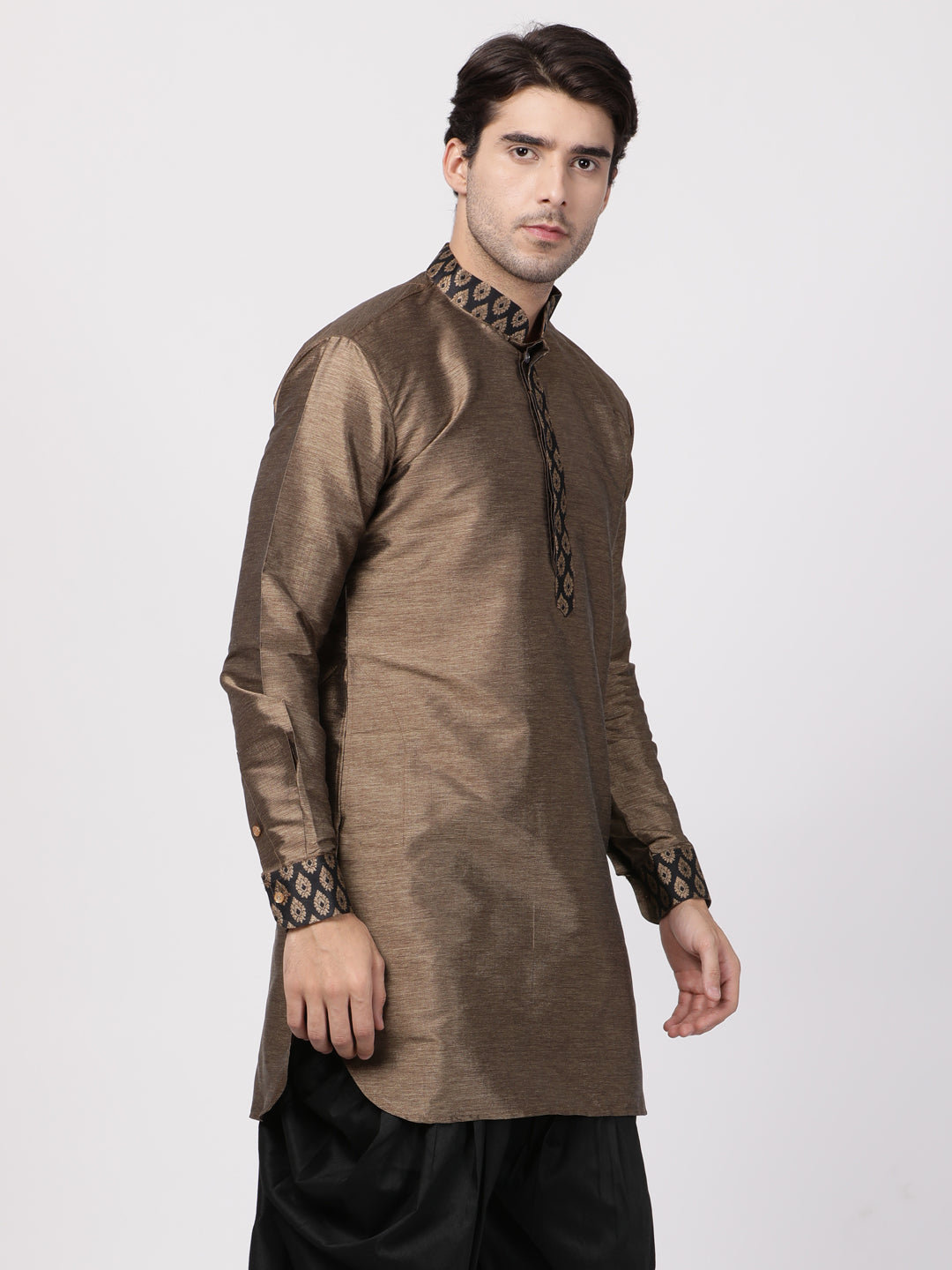 Vastramay Men's Bronze And Black Silk Blend Kurta