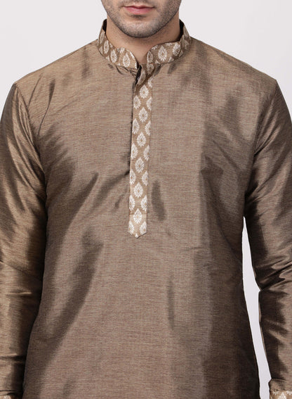 Vastramay  Men's Gold Silk Blend Kurta