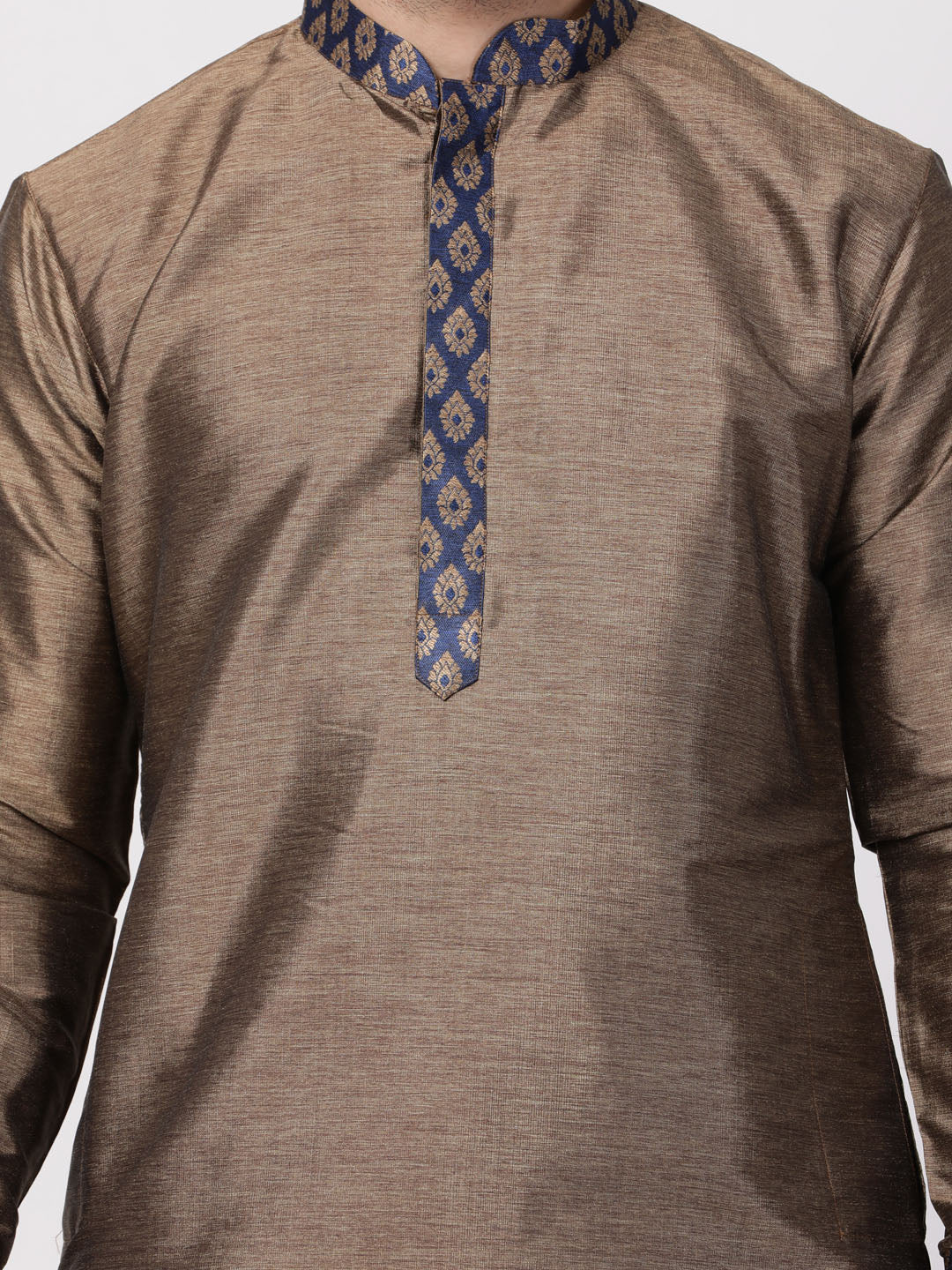 Vastramay Men's Bronze And Navy Blue Silk Blend Kurta