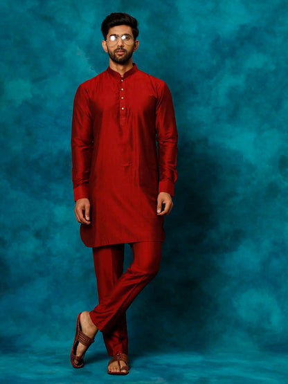 VASTRAMAY Men's Maroon Cotton Blend Curved Kurta