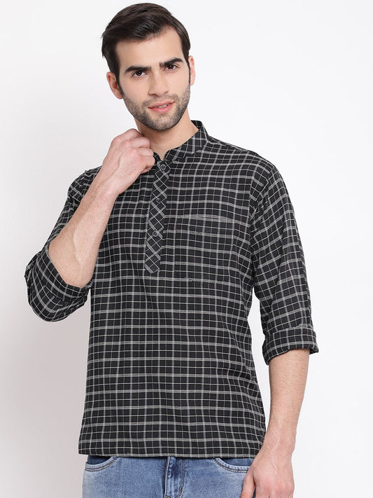 Vastramay Men's Black Cotton Blend Short Kurta