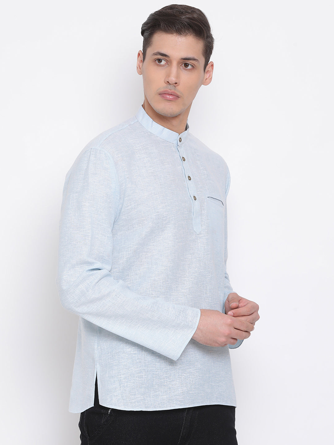 Vastramay Men's Aqua Blue Cotton Blend Short Kurta