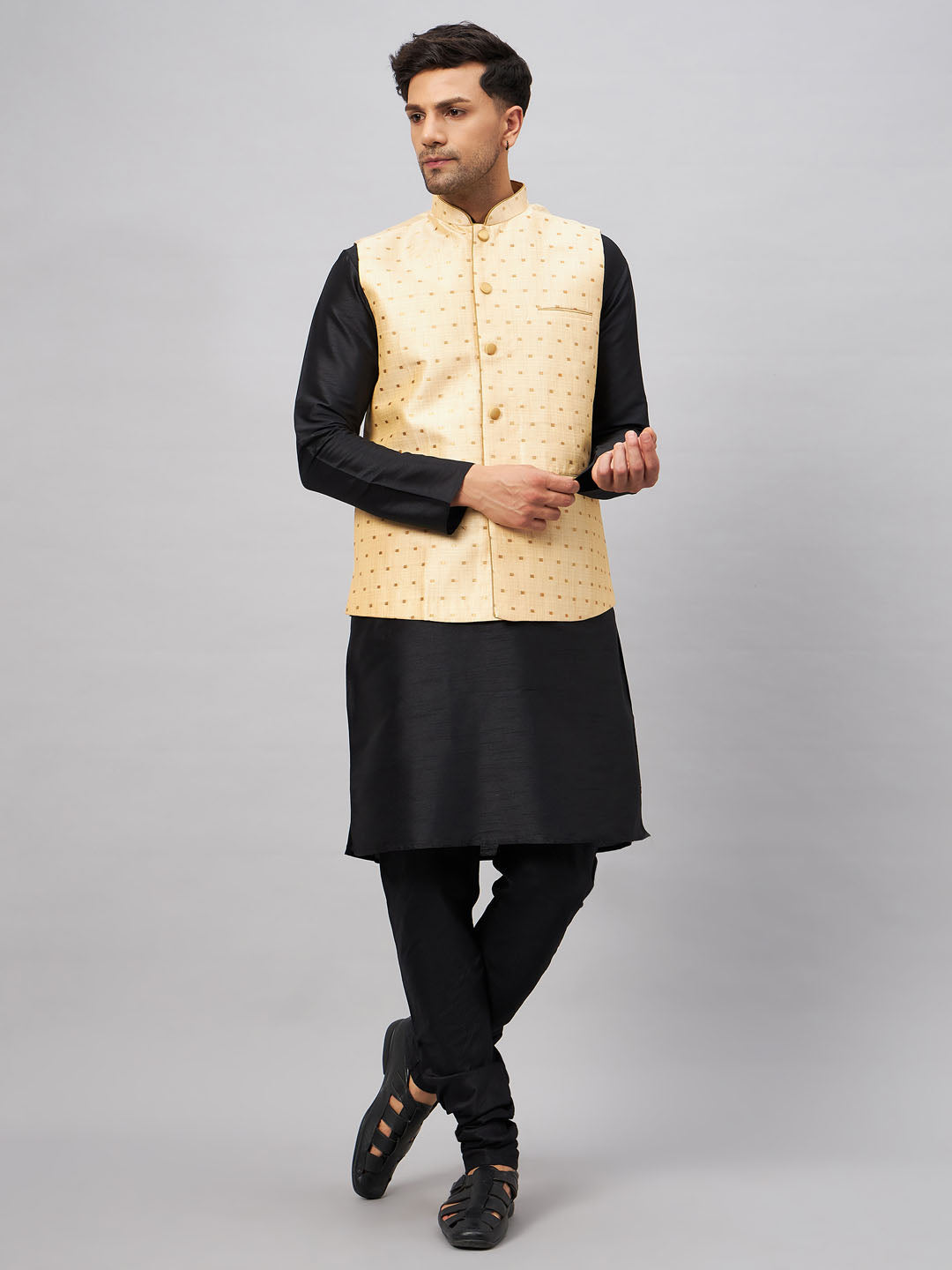 VASTRAMAY Men's Gold Zari Weaved Jacket With Kurta Pyjama Set