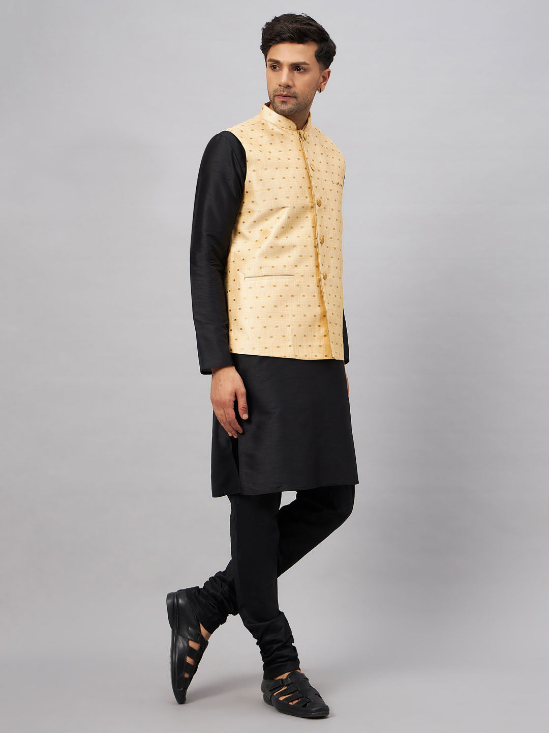 VASTRAMAY Men's Gold Zari Weaved Jacket With Kurta Pyjama Set