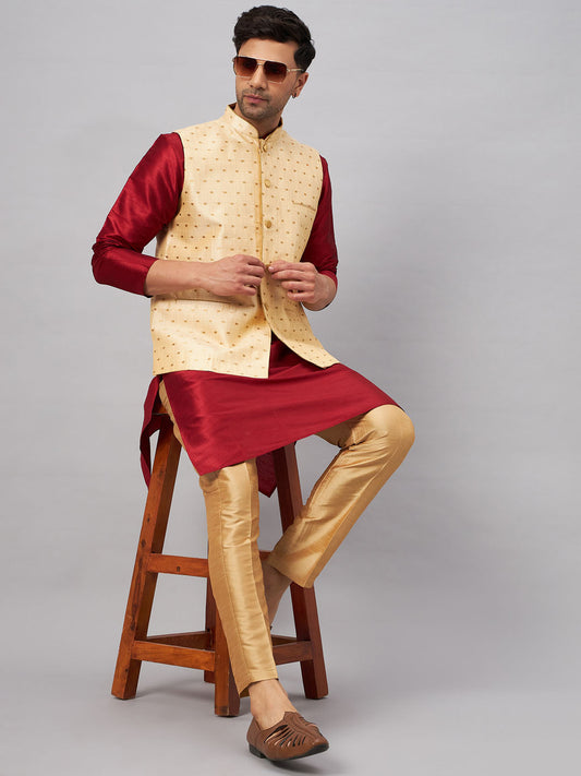 VM BY VASTRAMAY Men's Gold Zari Weaved Jacket With Kurta Pant Set