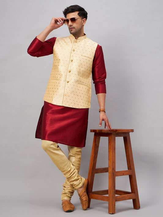 VASTRAMAY Men's Gold Zari Weaved Jacket With Kurta Pyjama Set