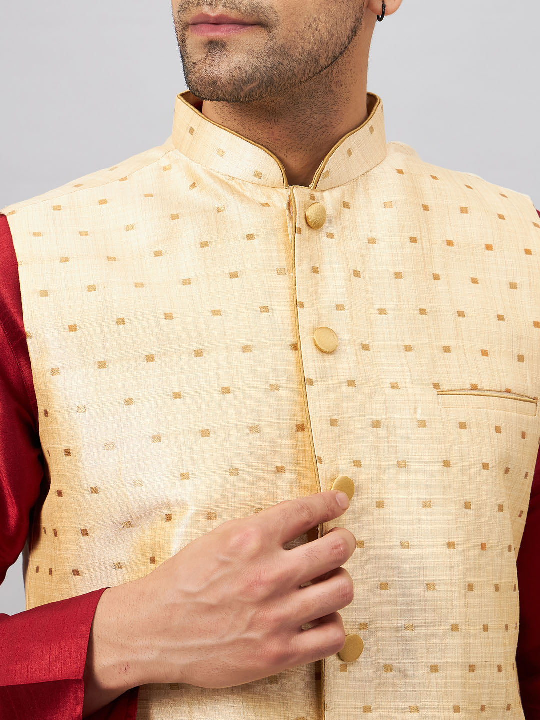 VASTRAMAY Men's Gold Zari Weaved Jacket With Kurta Pyjama Set