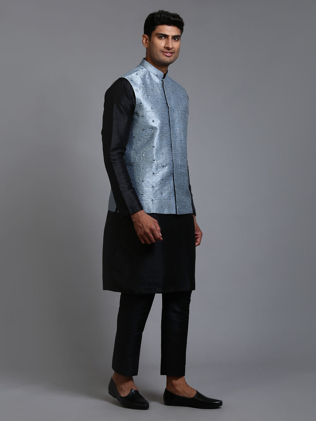 VASTRAMAY Men's Grey Embellished Jacket with Black Kurta Pant Set