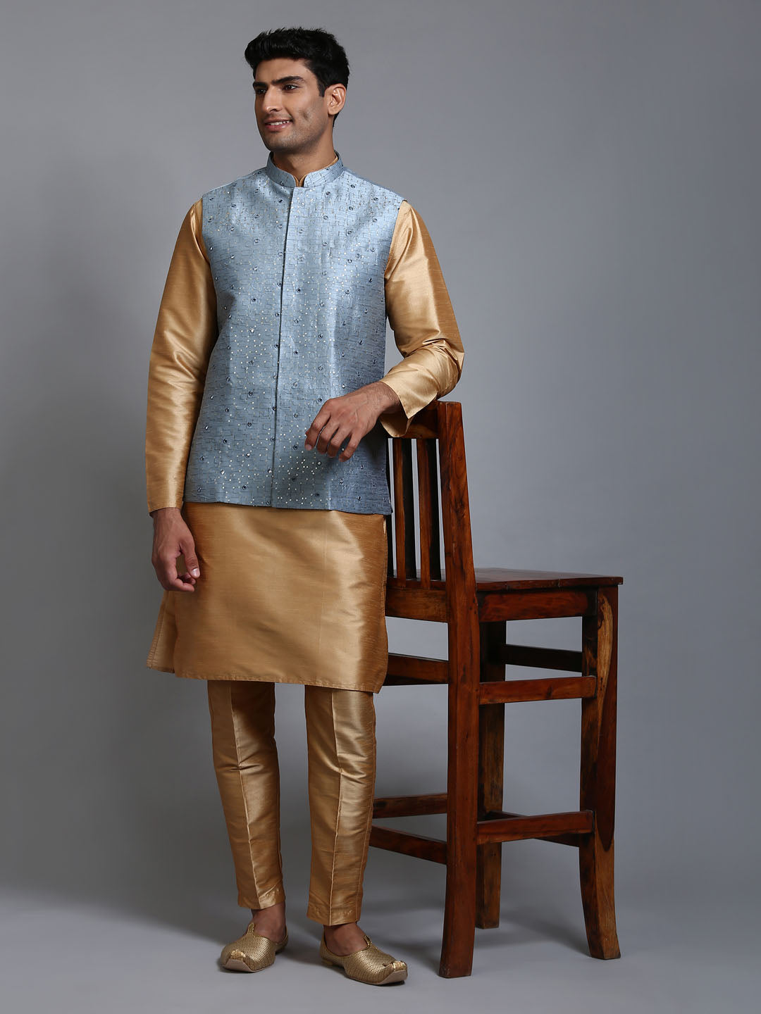 VASTRAMAY Men's Grey Embellished Jacket with Rose Gold Kurta Pant Set