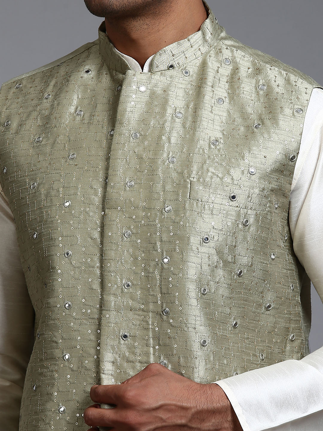 VASTRAMAY Men's Mehndi Green Embellished Jacket