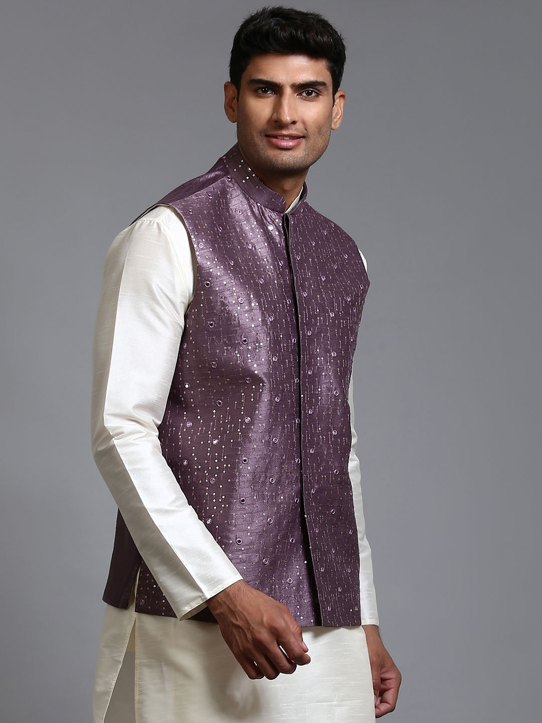 VASTRAMAY Men's Purple Embellished Jacket