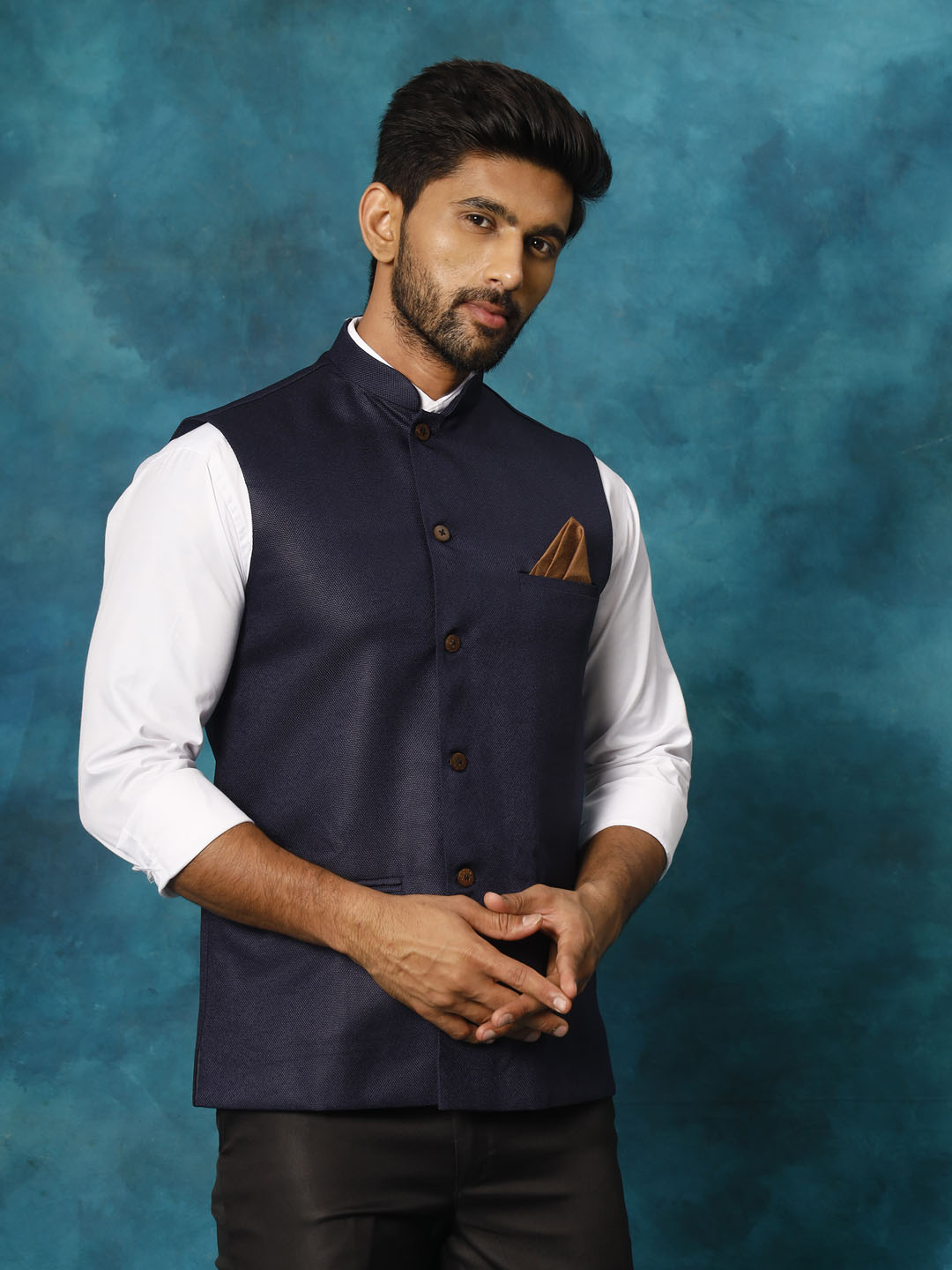 VM BY VASTRAMAY Men's Navy Blue Woven Nehru Jacket