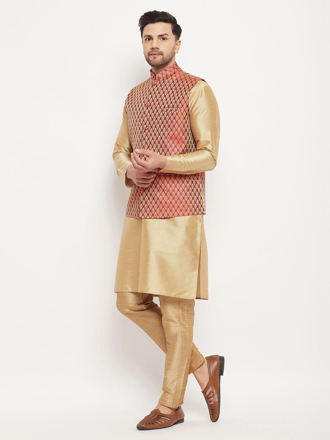 VASTRAMAY Men's Rose Gold Silk Blend Kurta And Pant Style Pyjama With Maroon Woven Nehru Jacket