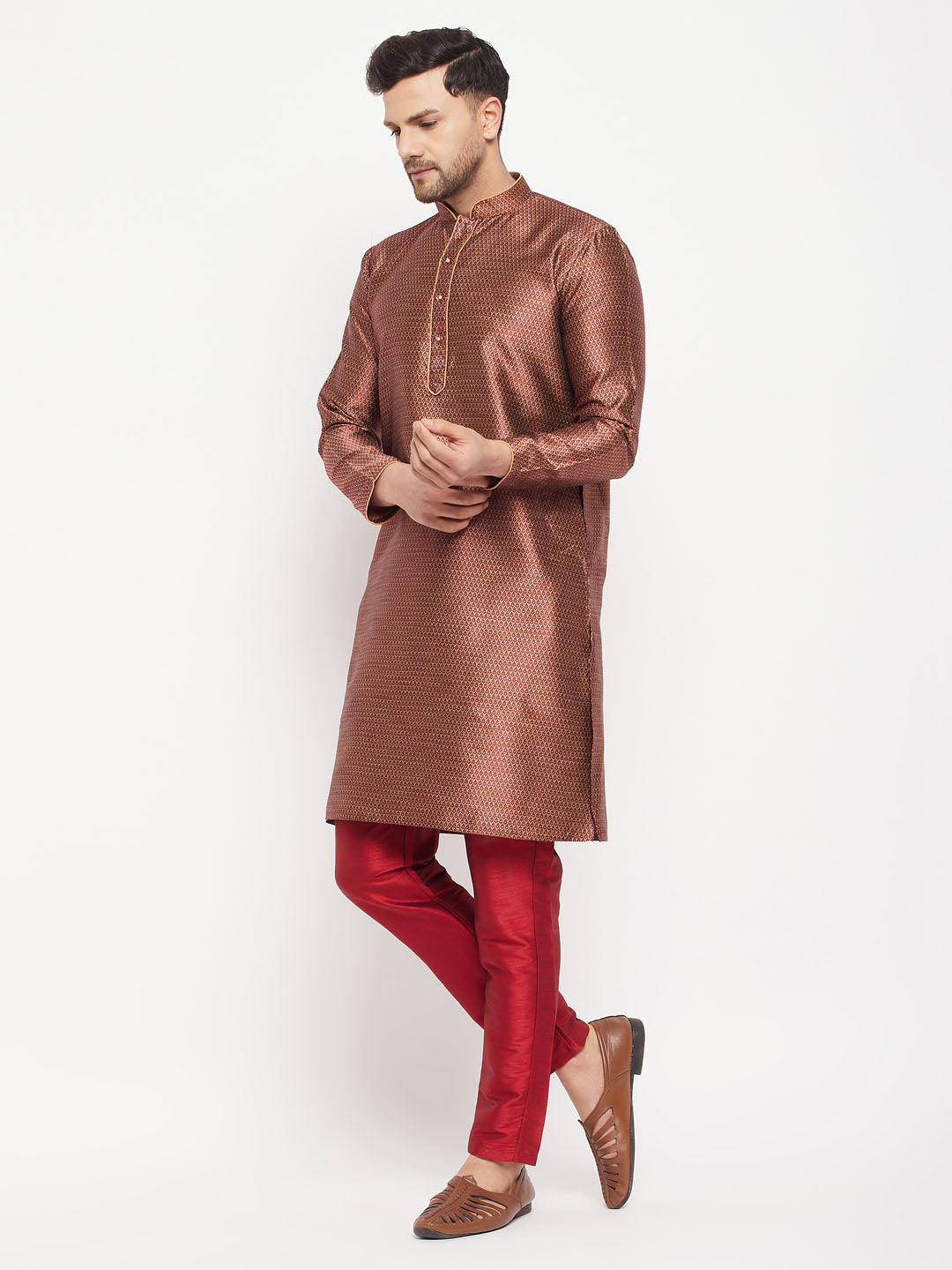 vastramay mens maroon silk blend kurta and maroon pant style pyjama set