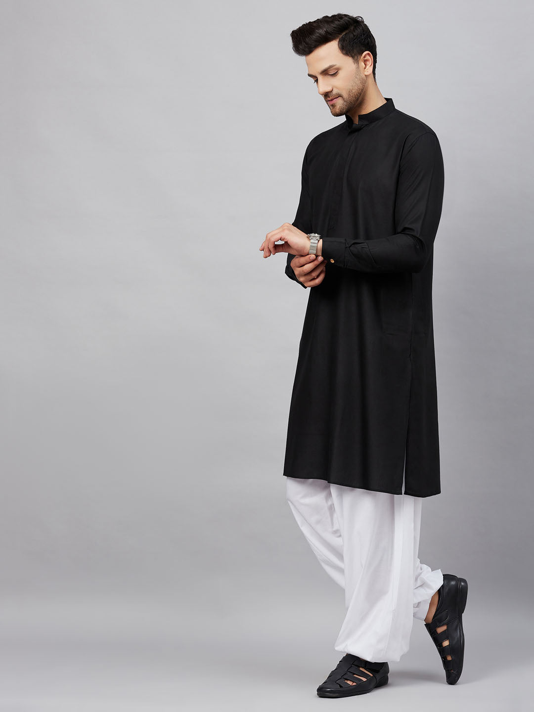 Vastramay mens black cotton blend kurta and white patiala set