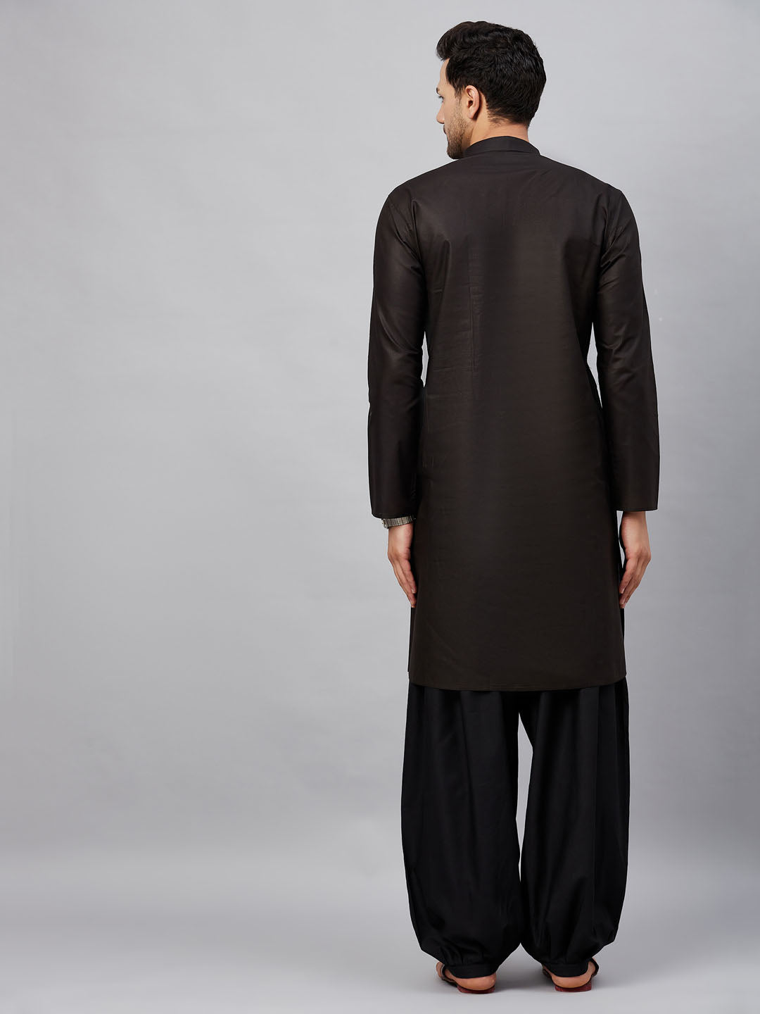 Vastramay mens black kurta and black patiala set