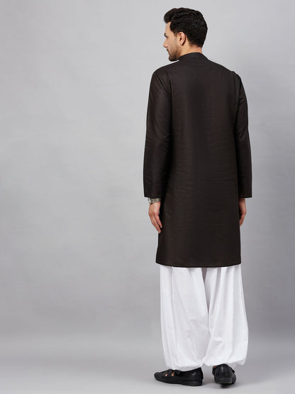 Vastramay mens black kurta and white patiala set
