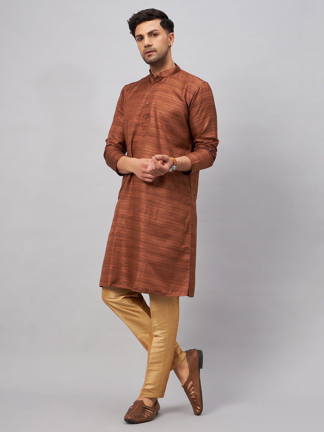 VASTRAMAY Men's Coffee Kurta And Rose Gold Pant Set